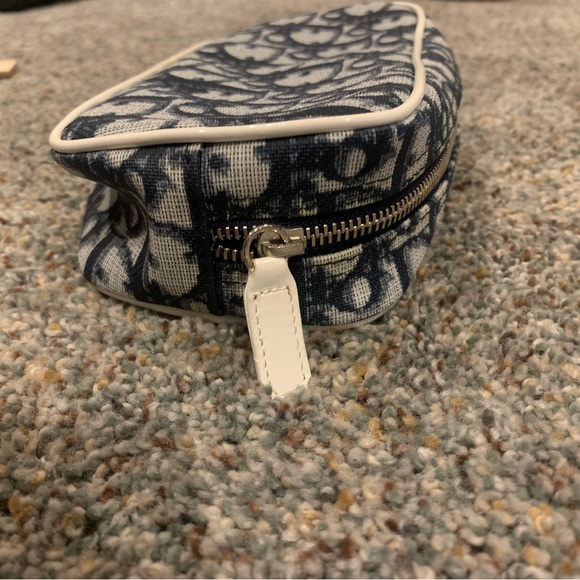 Vintage Christian Dior trotter zip pouch - like new!!!! - Picture 3 of 9